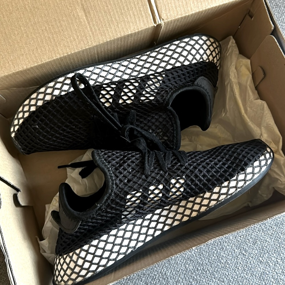 Kids Adidas Deerupt Runners